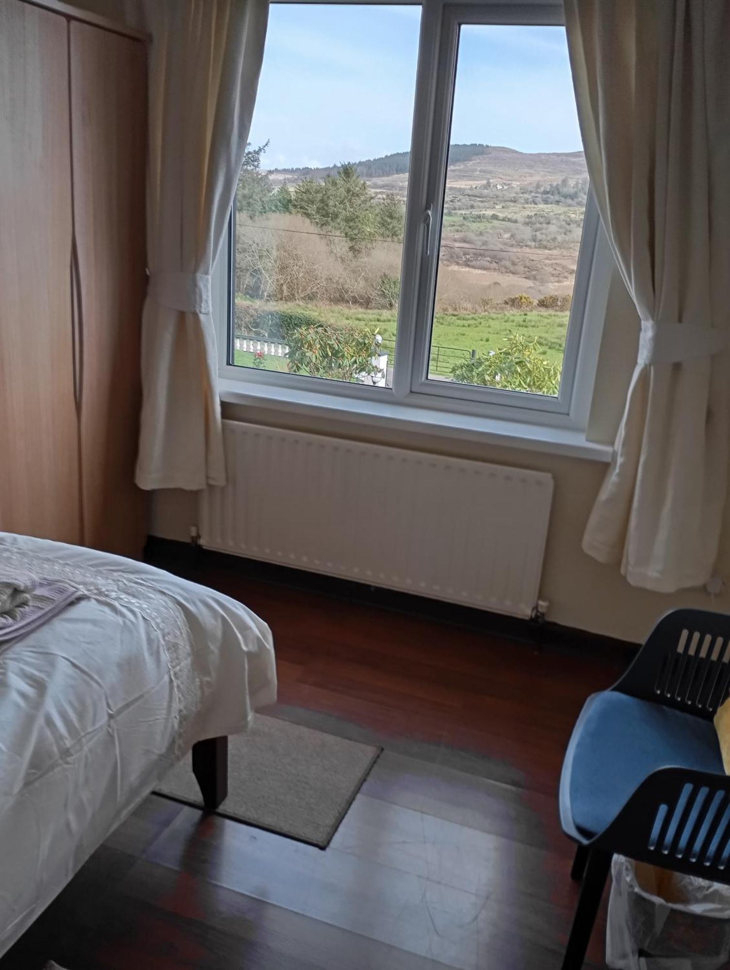 Room In Bungalow - Very Nice View With This Room Sneem Luaran gambar